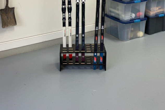 Wooden stand for 14 pairs of cross‑country skis