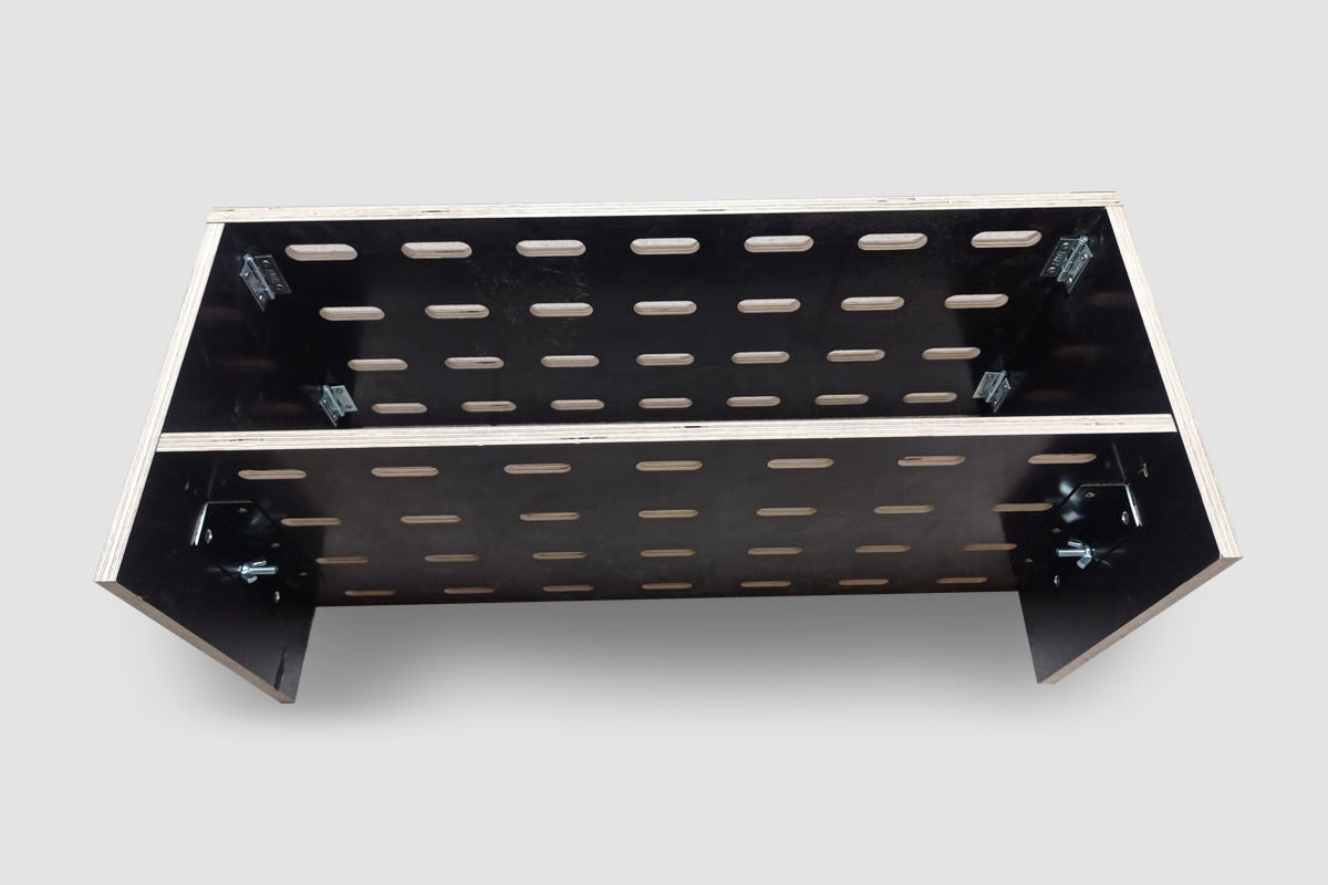 Holzständer für 14 Paar Langlaufski
