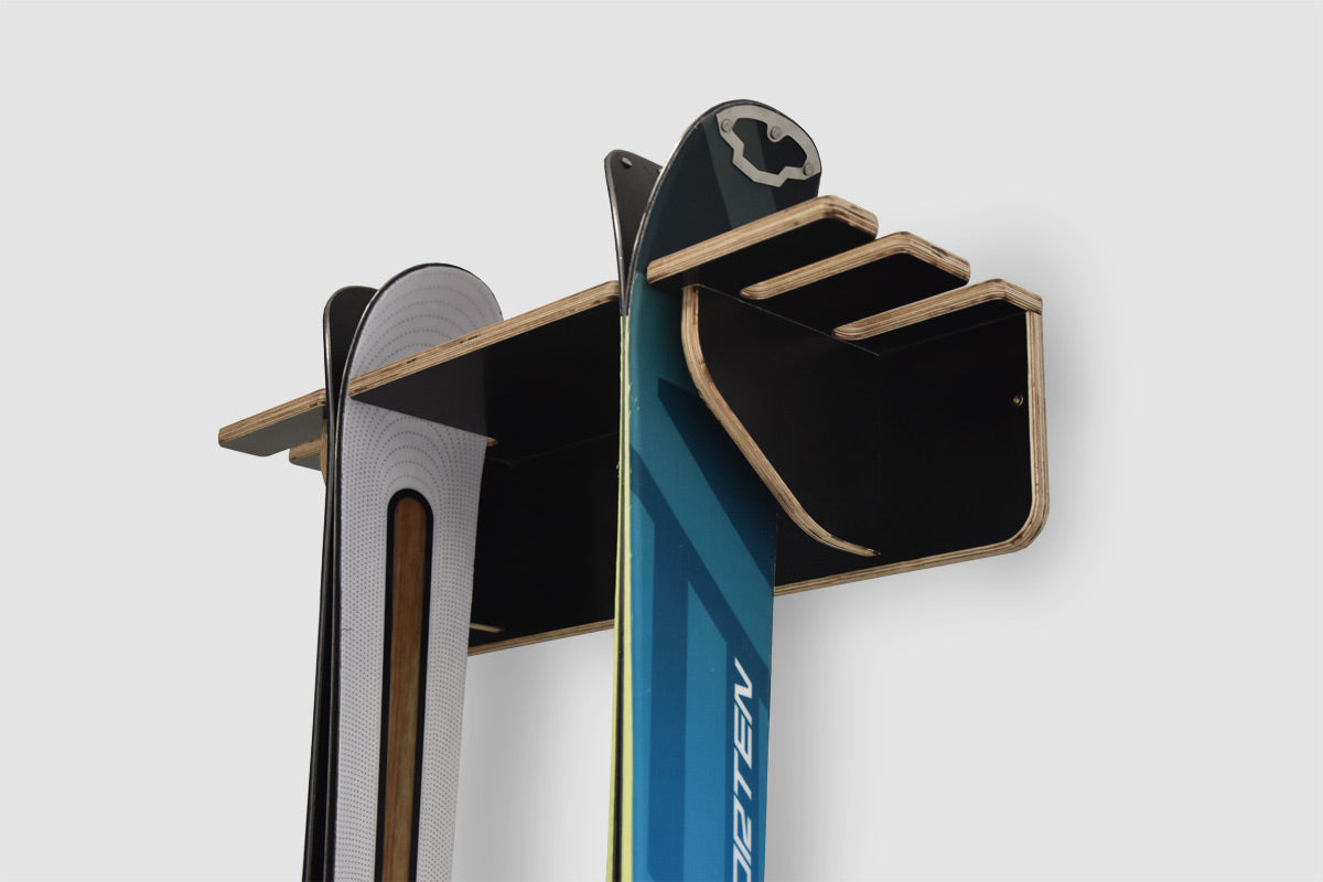 Wandhalter für 2 Paar Skier und Stöcke