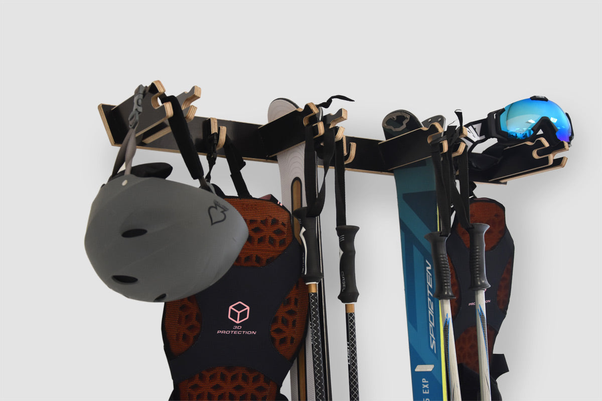 Hängeständer für 4 Paar Skier